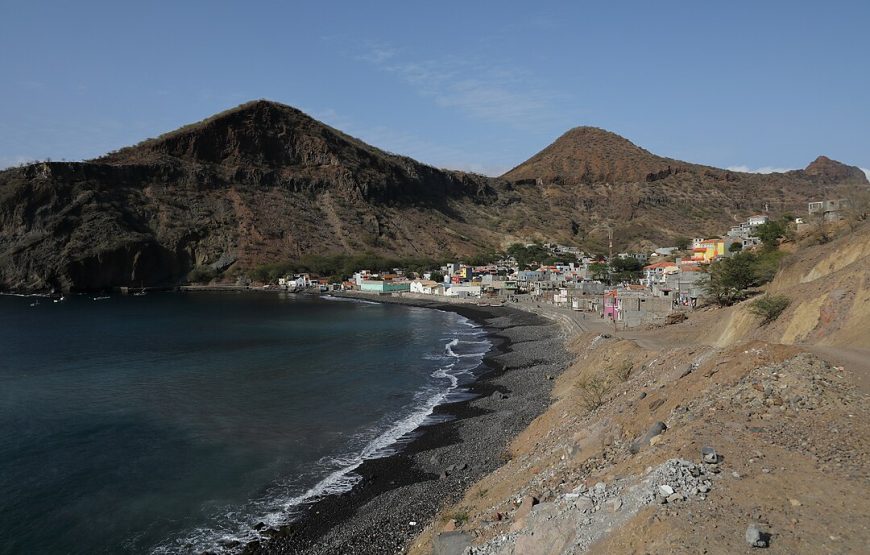 Excursão a Ribeira da Barca e Águas Belas
