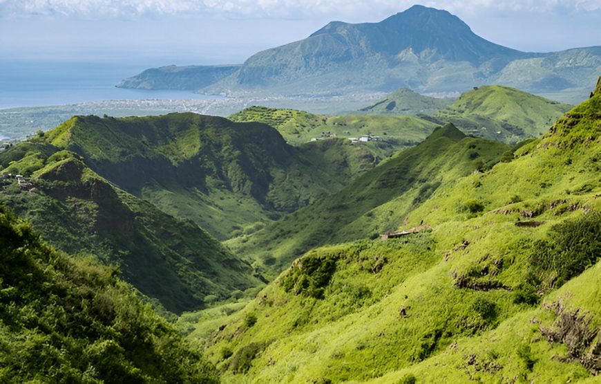 Volta à Ilha Santiago