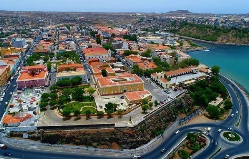 Praia: Passeio Turístico Guiado pela Cidade